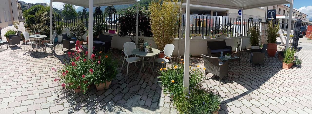 Hotel Porta Rivera LʼAquila Kültér fotó
