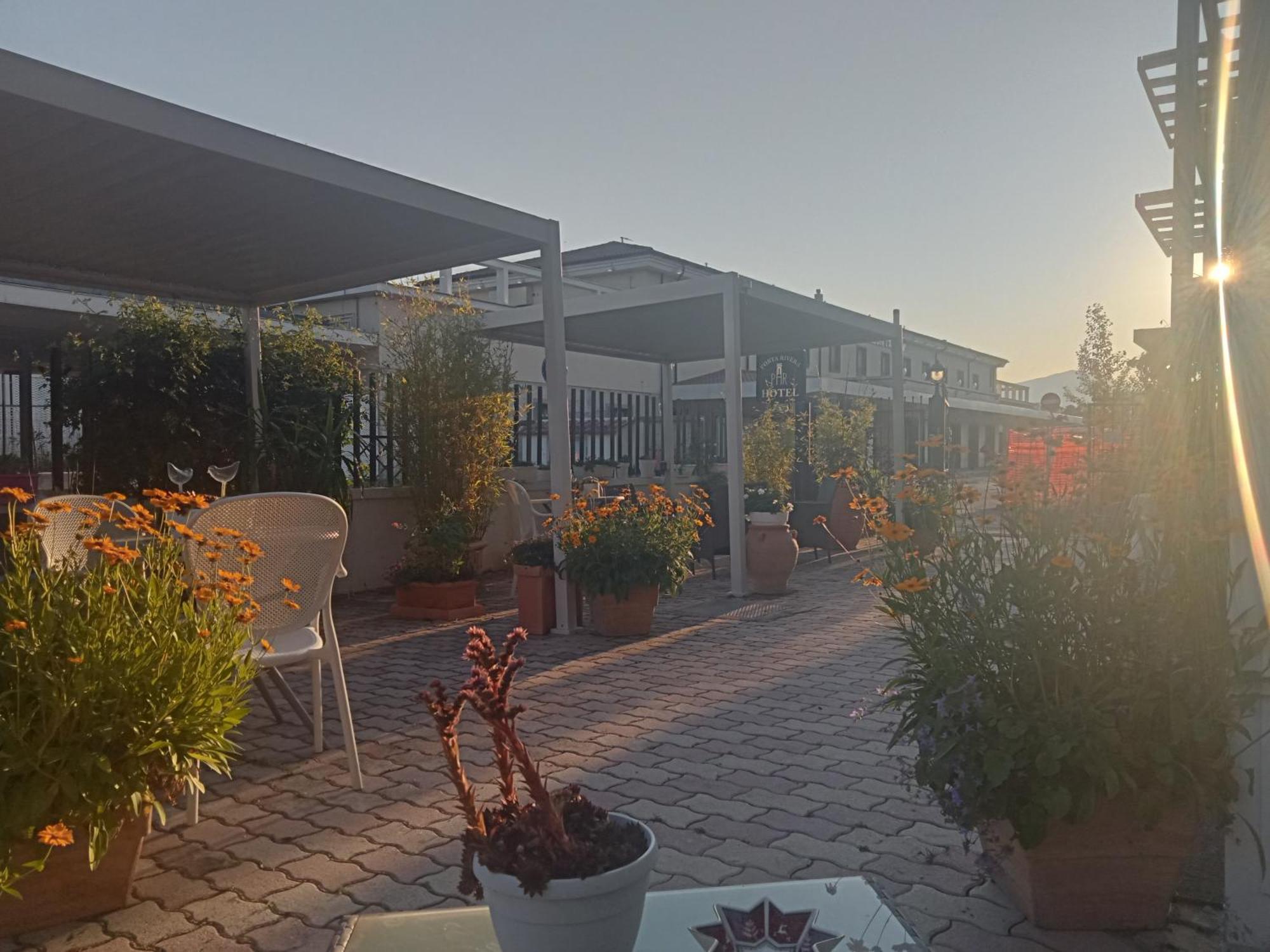Hotel Porta Rivera LʼAquila Kültér fotó